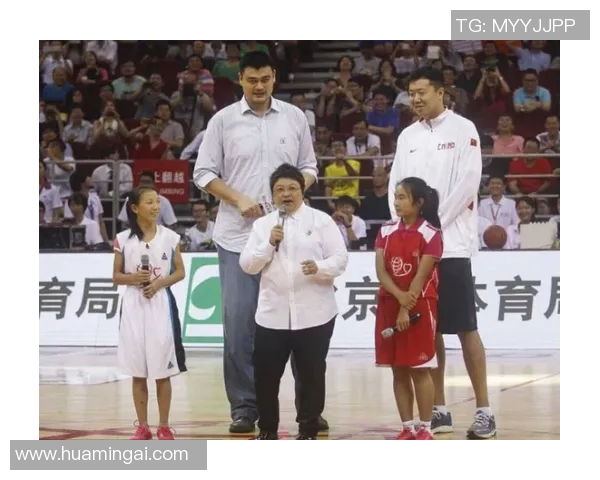 姚明身高现状揭秘他的身高对篮球界的影响与传奇故事 姚明身高现状揭秘他的身高对篮球界的影响与传奇故事